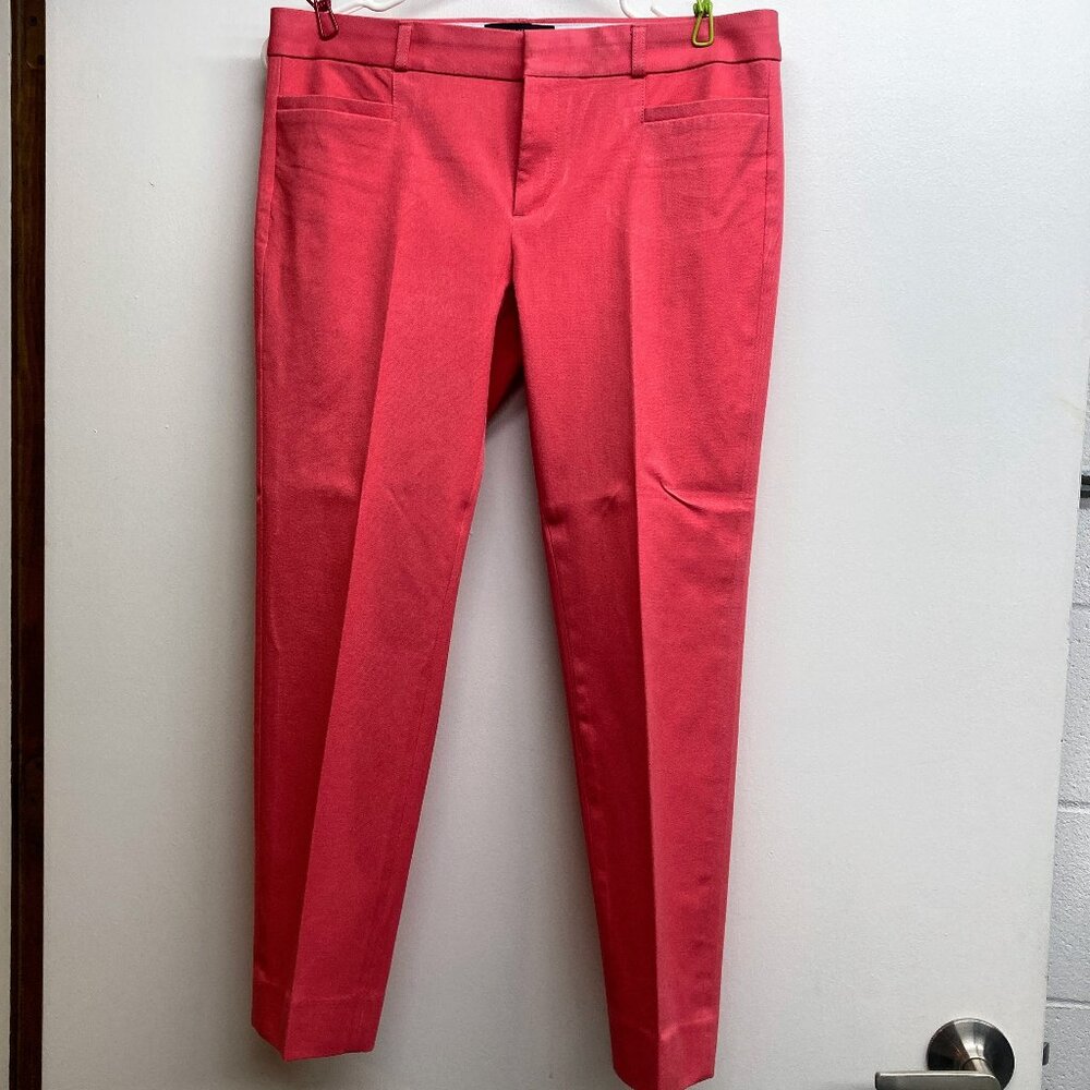 Banana Republic coral pink cropped pants, size 6